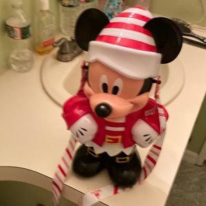 Chirstmas Mickey popcorn bucket new never used